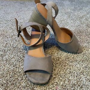 Square toe heels